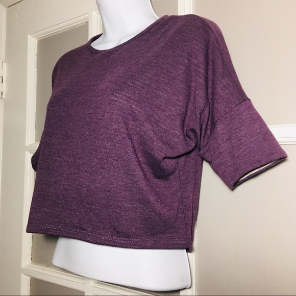 PINC PREMIUM CROP TOP - Picture 5 of 7